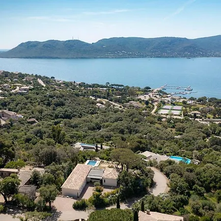 Marina Di Fiori Vue - Vecchio Vila